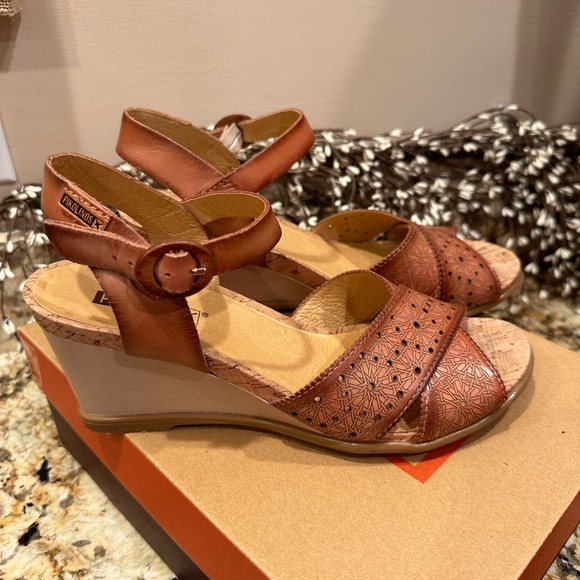 Pikolinos Flamingo Sandal 40 8.5 - Picture 3 of 9